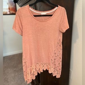 Altr’d State peachy-pink lace tee